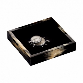     .   Horn & lacquer by Arcahorn Trays Catch-all