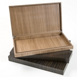       ,   . Wood Collection Box    iPad    
